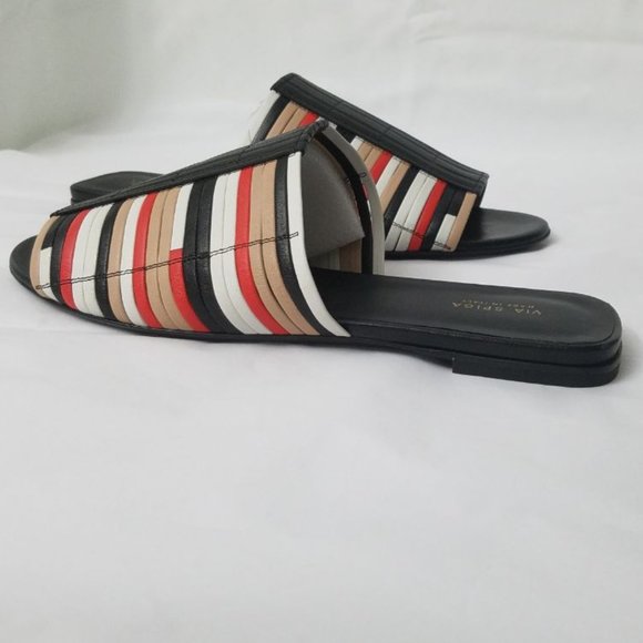 NWOB Via Spiga Harlotte Flat Sandals - Picture 2 of 4
